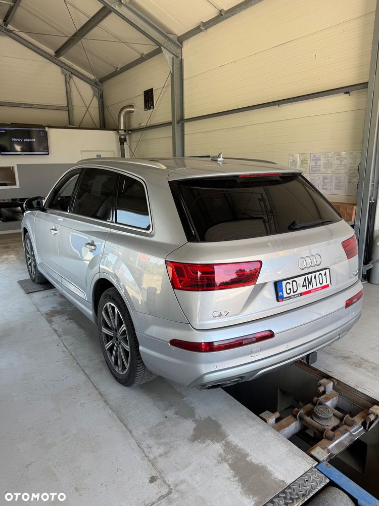 Audi Q7 3.0 TFSI Quattro Tiptronic - 4
