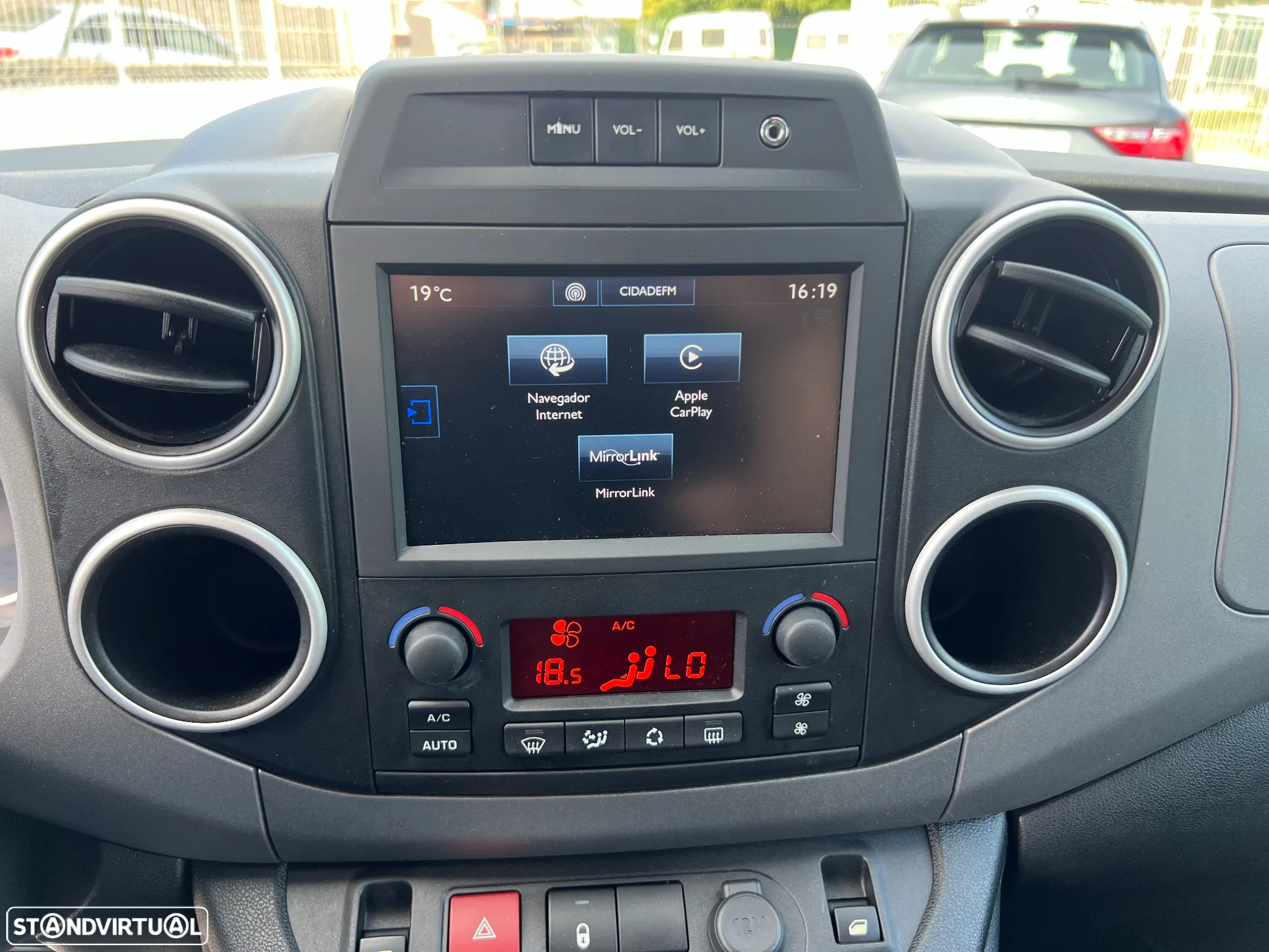 Peugeot Partner 1.6 BlueHDi Confort - 21