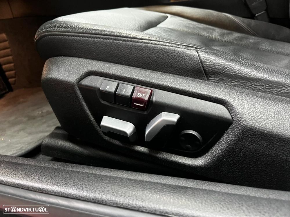 BMW 218 i Coupe Line Luxury Auto - 24