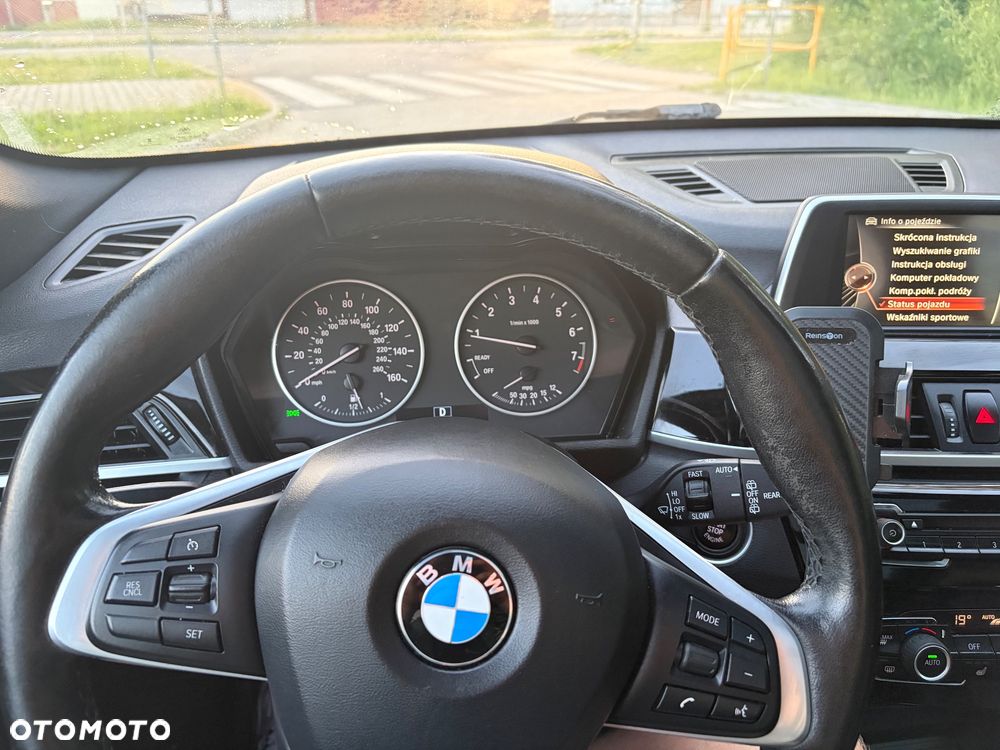 BMW X1 xDrive25i Advantage - 13
