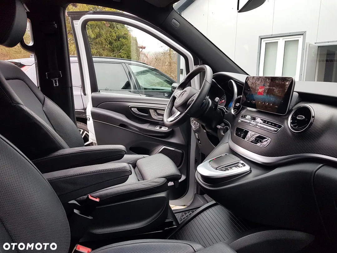 Mercedes-Benz Klasa V 300 d 4-Matic Avantgarde 9G-Tronic (d³ugi) - 32