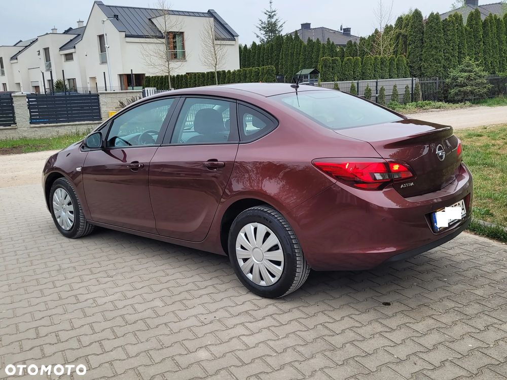 Opel Astra 1.6 Energy EU6 - 4