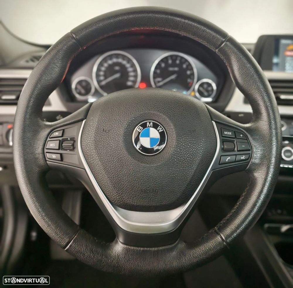 BMW 330 e iPerformance Advantage - 9