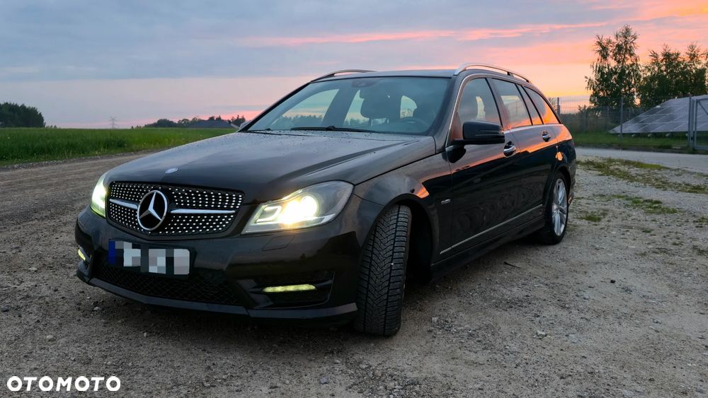 Mercedes-Benz Klasa C 250 CDI 4Matic 7G-TRONIC Avantgarde Edition - 5