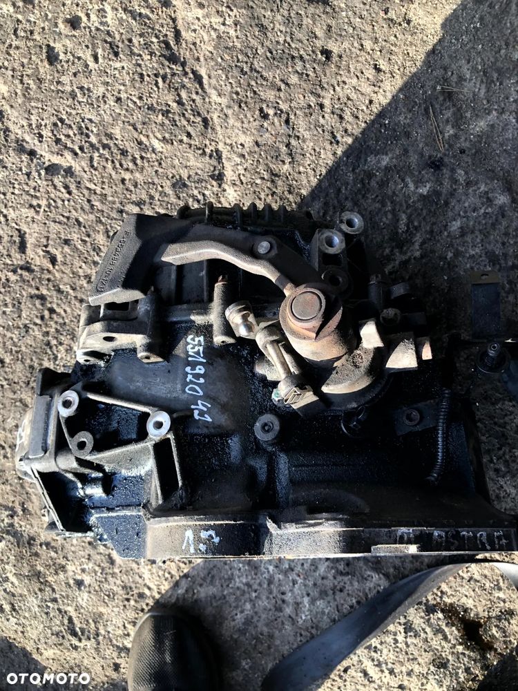 Manualna skrzynia biegów Opel Astra H 1.7 CDTI – M32 55192042 - 3