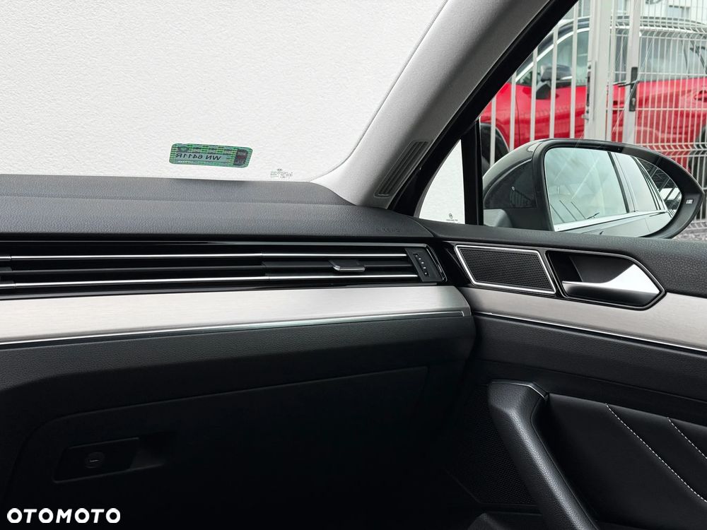 Volkswagen Passat 2.0 TSI Elegance DSG - 18