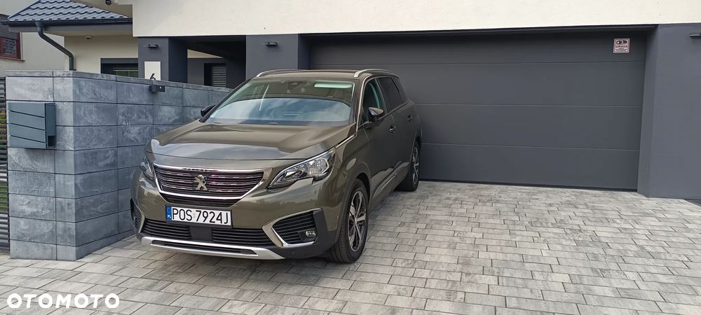 Peugeot 5008 1.2 PureTech Allure S&S EAT8 - 6