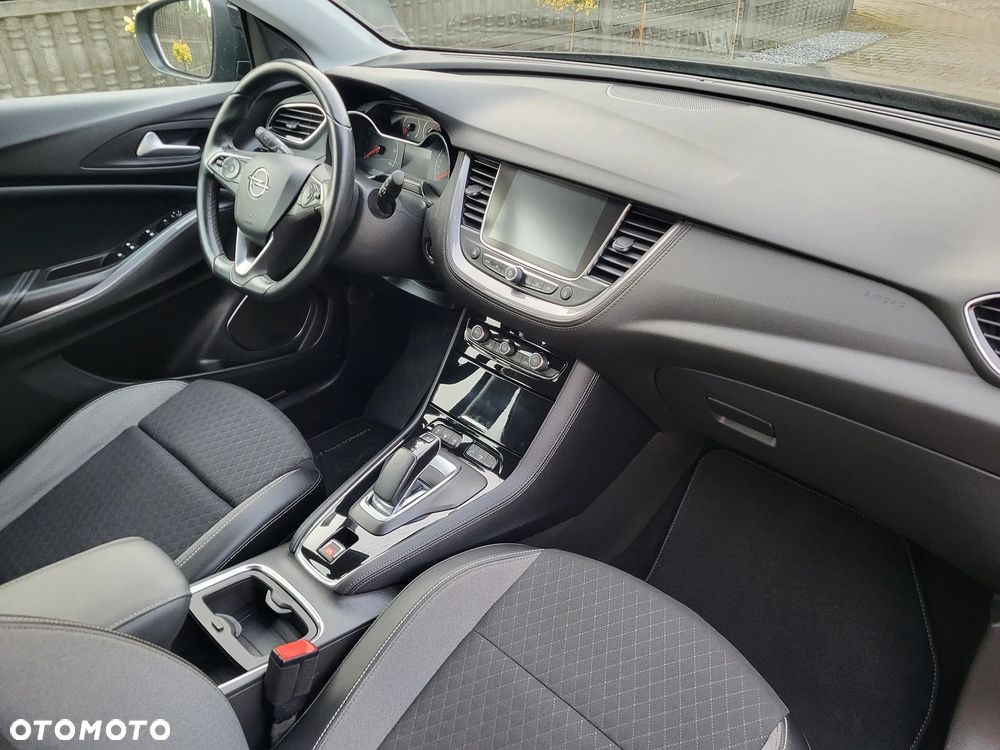 Opel Grandland X 1.6 DI Start/Stop Business Elegance - 8