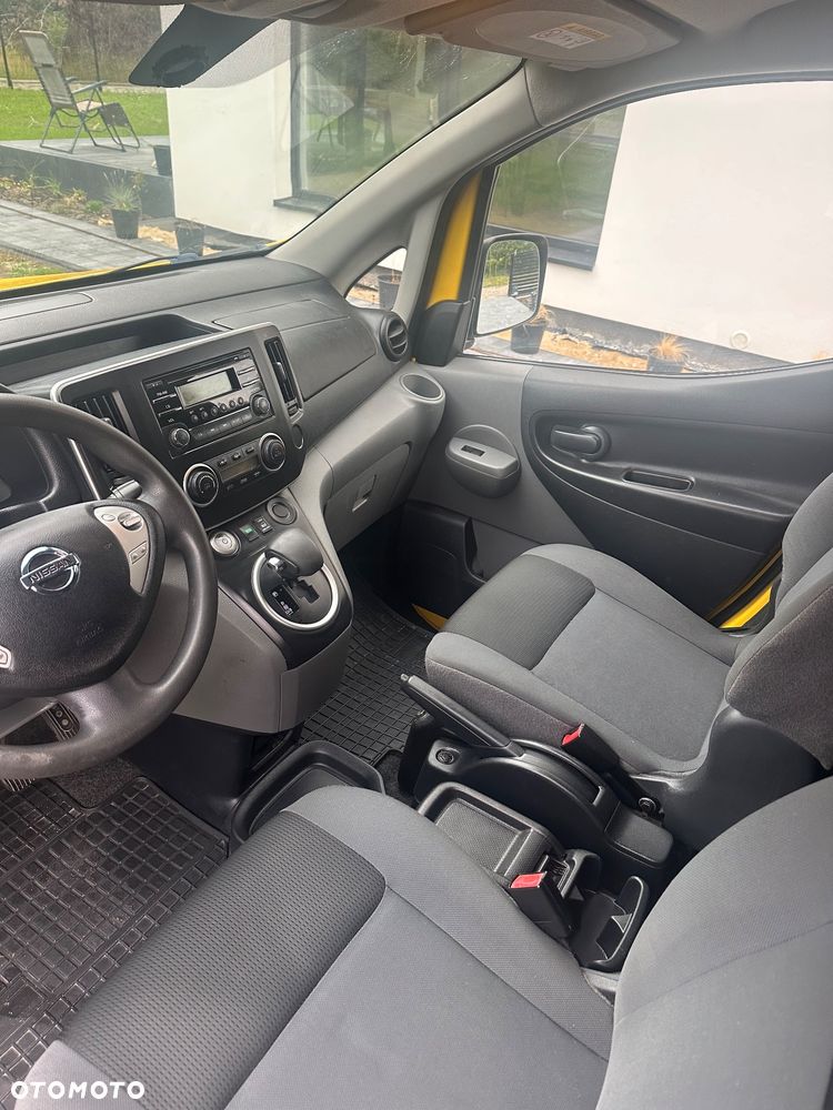 Nissan E-NV200 - 5