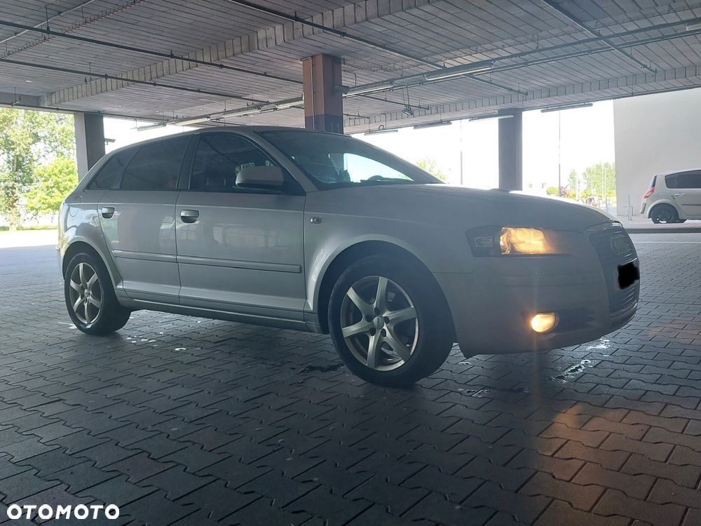 Audi A3 Sportback 1.6 tiptronic Ambiente - 4