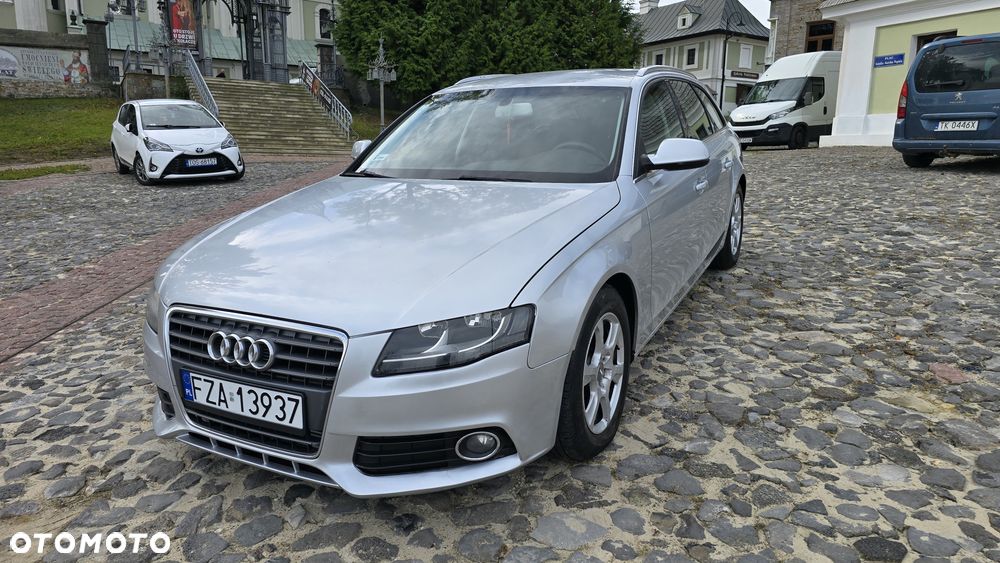 Audi A4 Avant - 9