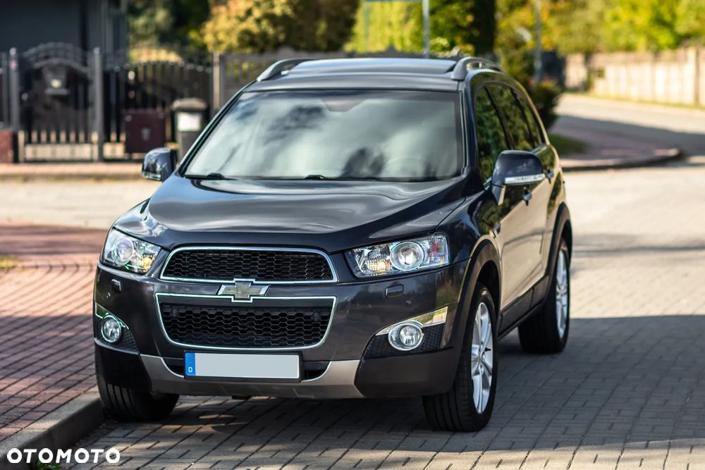 Chevrolet Captiva 2.2 d LTZ - 2