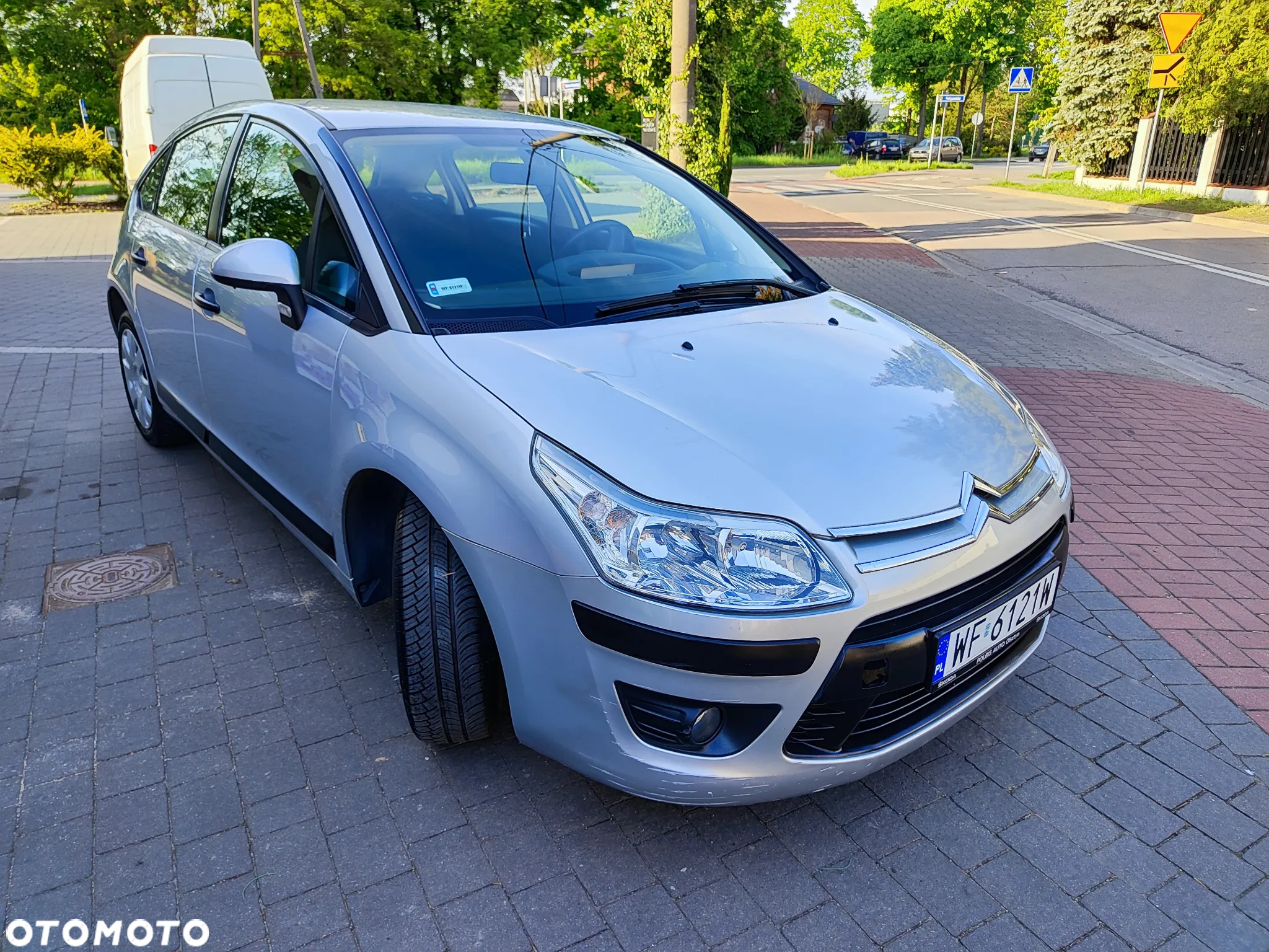 Citroën C4 1.4 16V X - 7