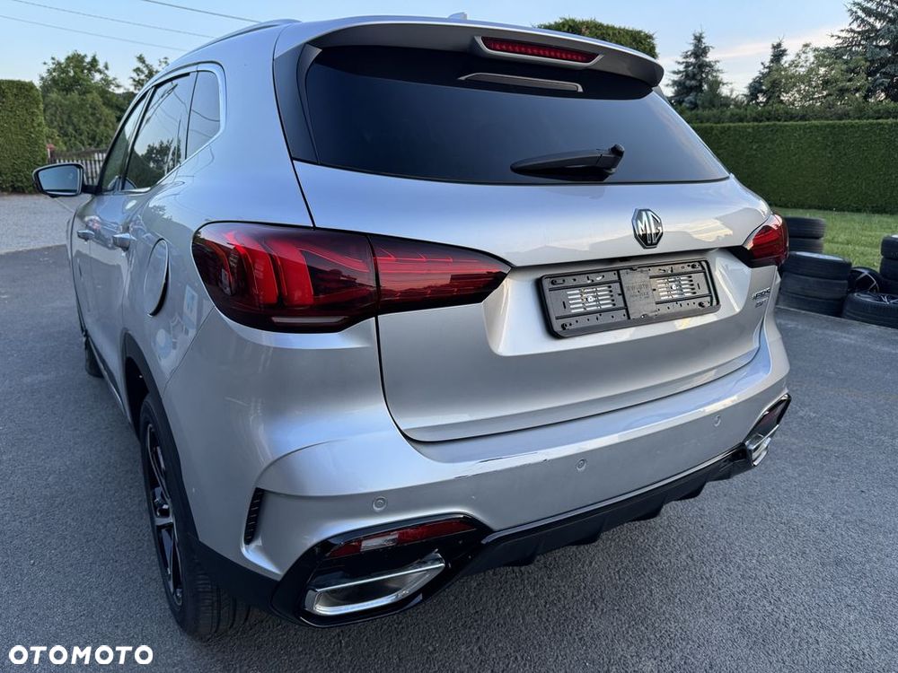 MG HS PHEV Luxury - 12