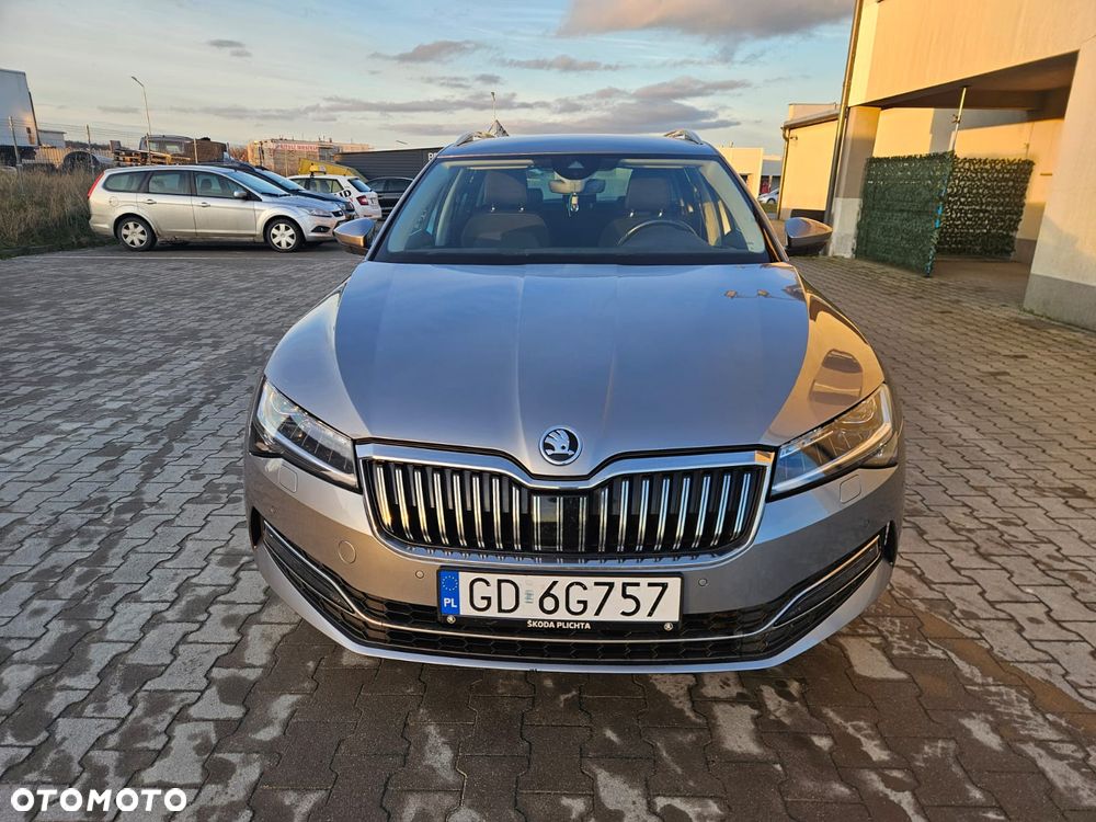 Skoda Superb 2.0 TDI Style DSG - 8