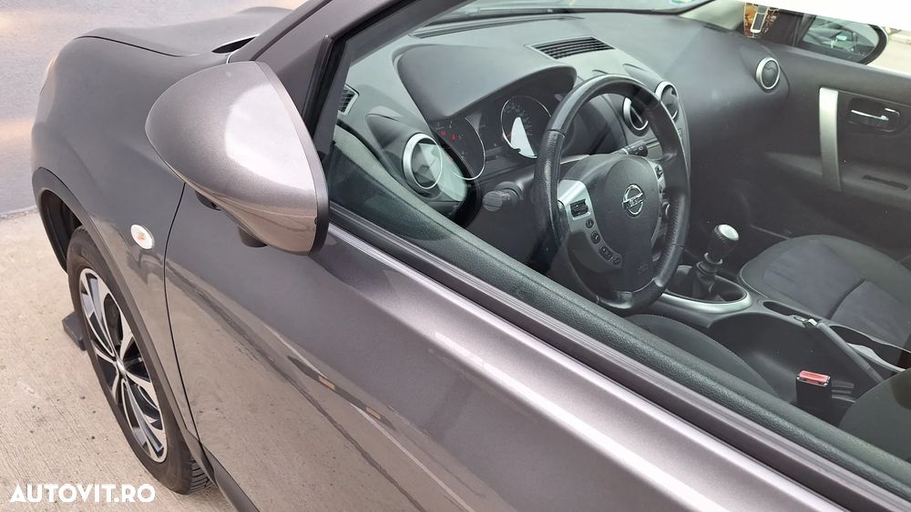 Nissan Qashqai+2 - 12