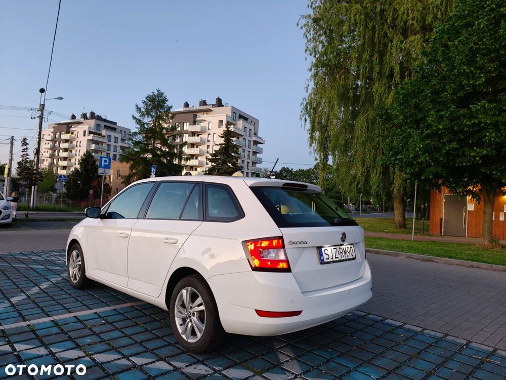 Skoda Fabia 1.0 TSI Ambition - 6