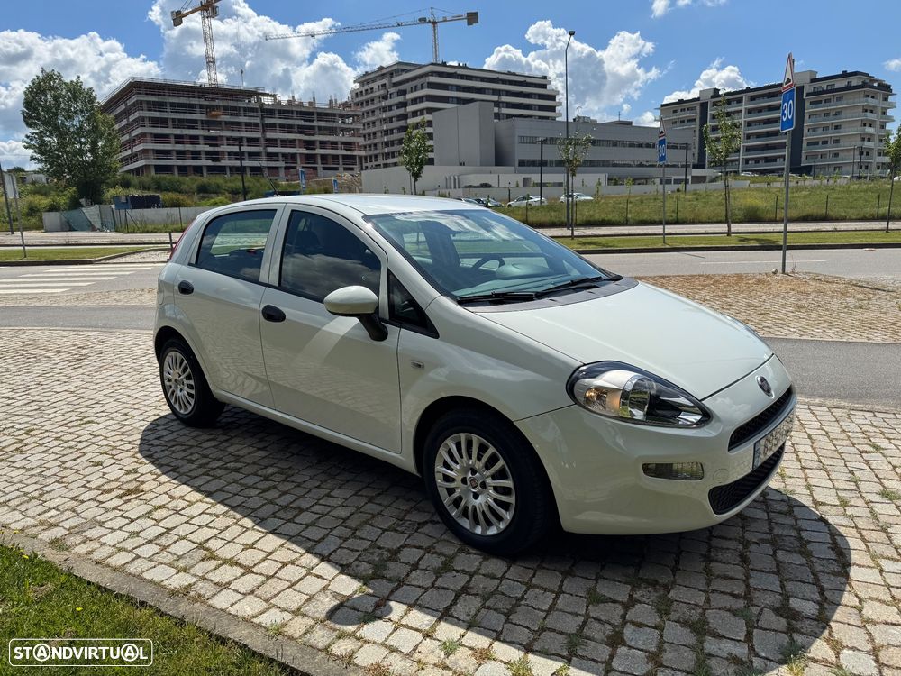 Fiat Punto 1.3 M-Jet Lounge S&S - 3