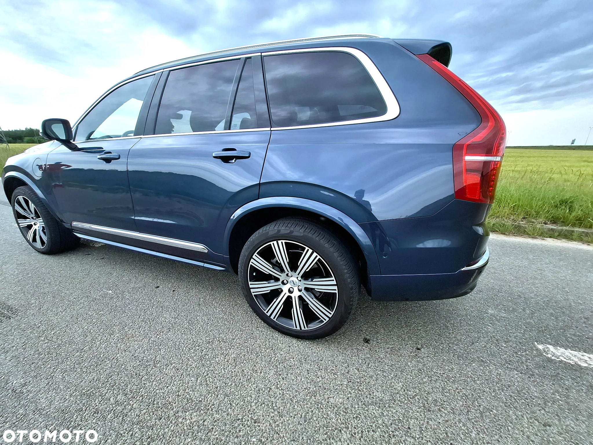 Volvo XC 90 T8 AWD Plug-In Hybrid Plus Bright 7os - 11