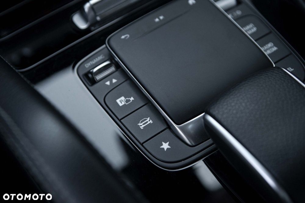 Mercedes-Benz GLE - 33