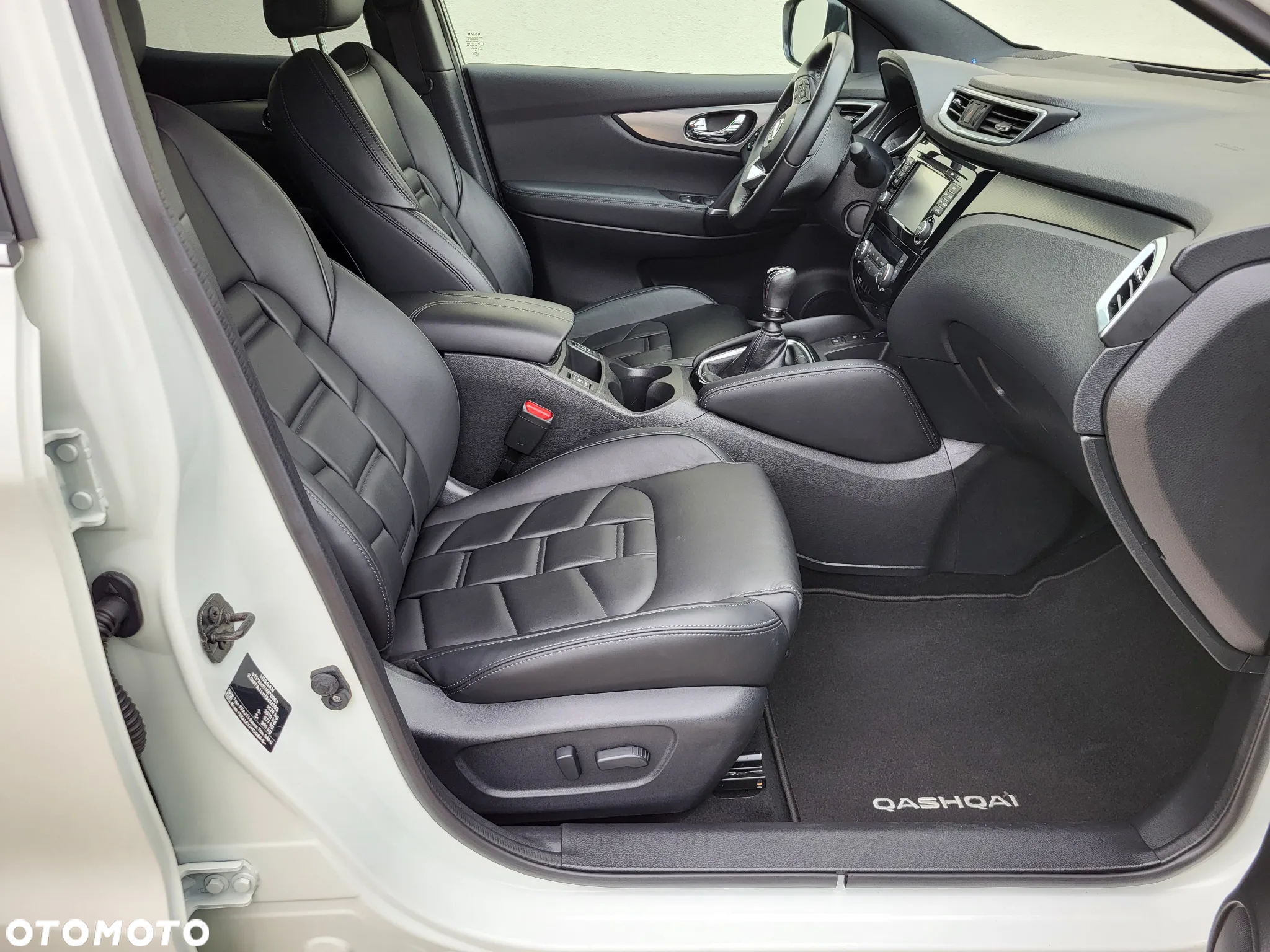 Nissan Qashqai 1.3 DIG-T Tekna+ - 5