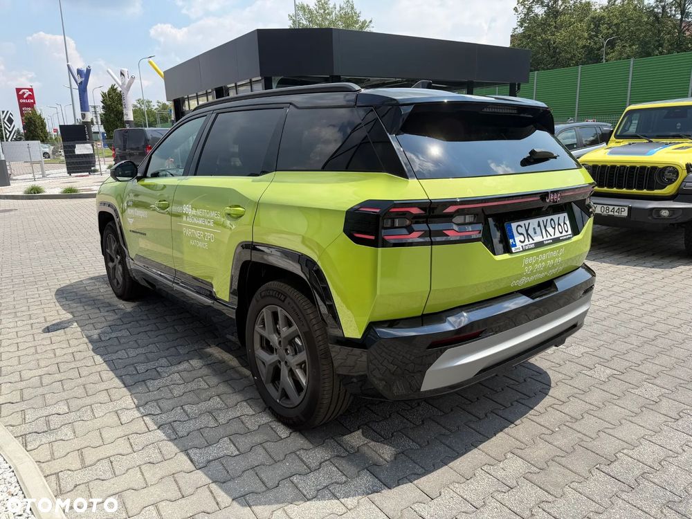 Jeep Compass 1.2 T3 mHEV Summit FWD DCT - 6
