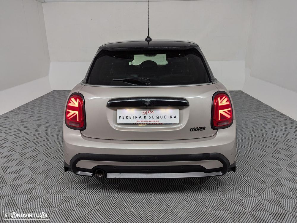 MINI 5 Portas Cooper Sport Edition - 25