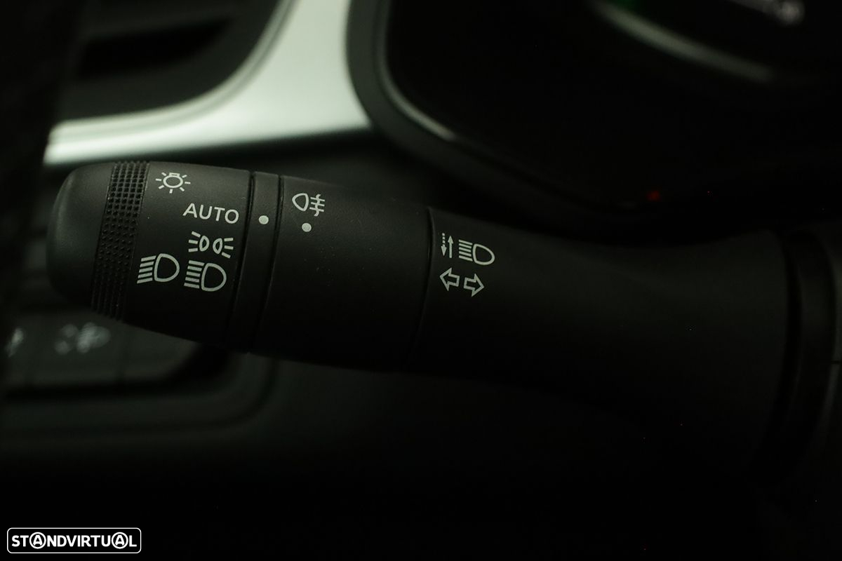 Renault Captur 1.0 TCe Techno Bi-Fuel - 17