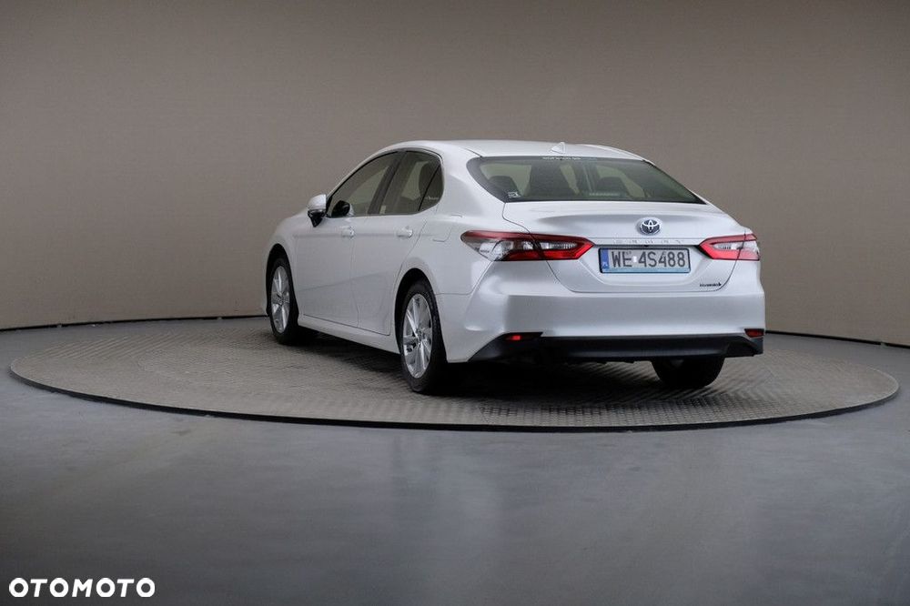 Toyota Camry 2.5 Hybrid Comfort CVT - 2