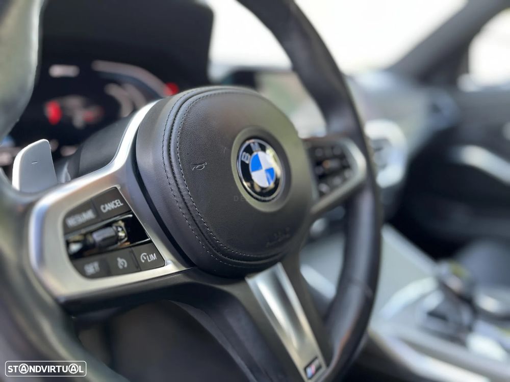 BMW 330 e Pack M Auto - 9