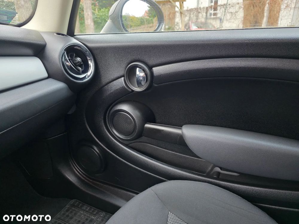 MINI ONE Minimalism - 8