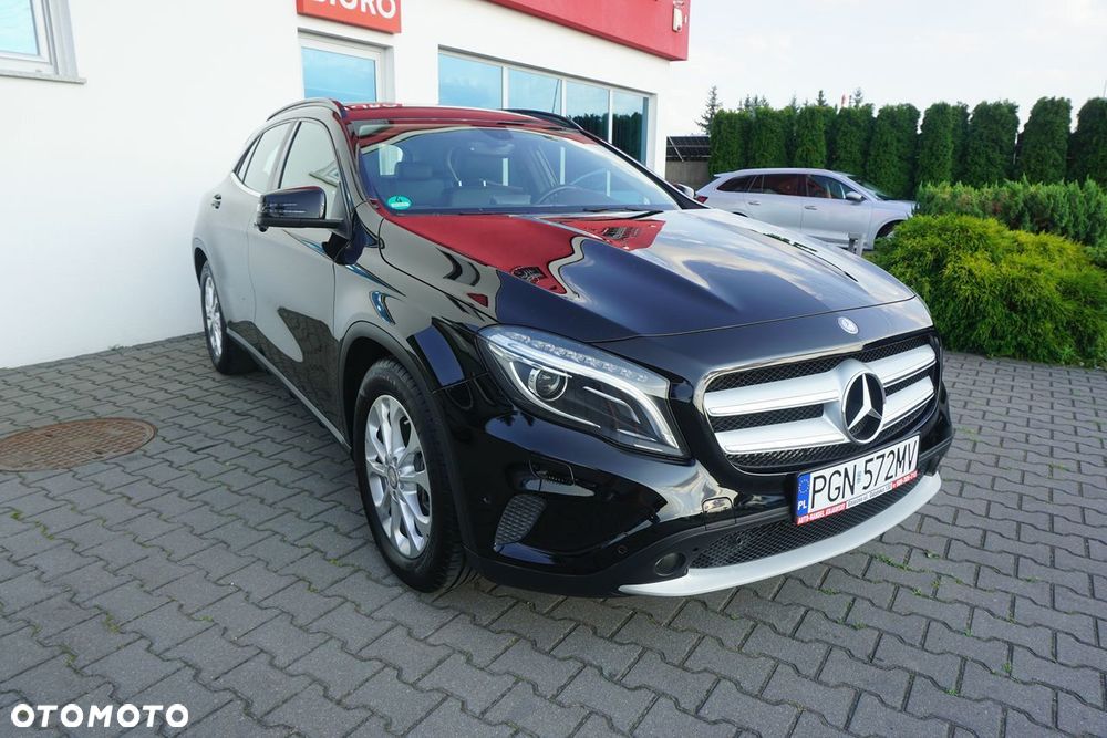 Mercedes-Benz GLA 200 7G-DCT Urban - 1