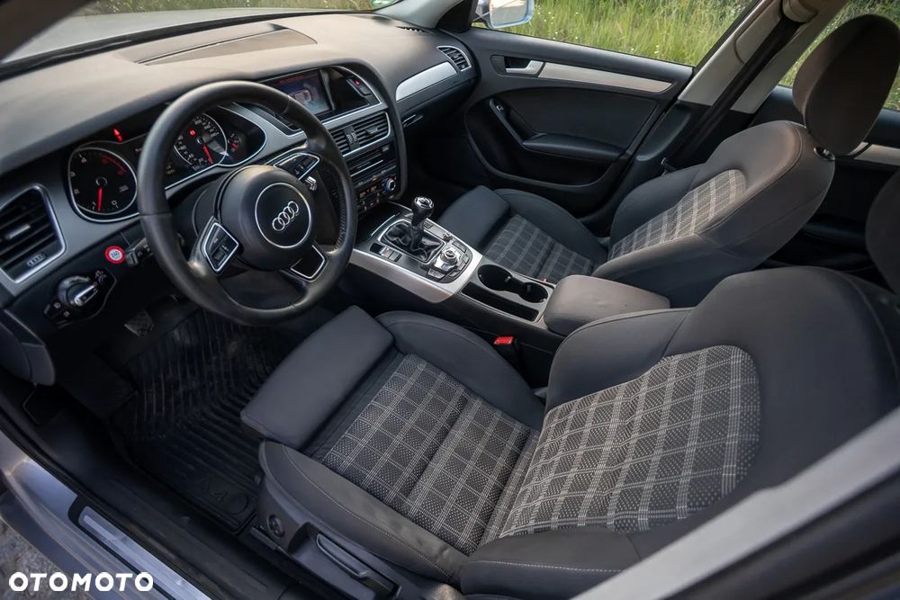 Audi A4 Limousine 2.0 TDI DPF Ambiente - 16