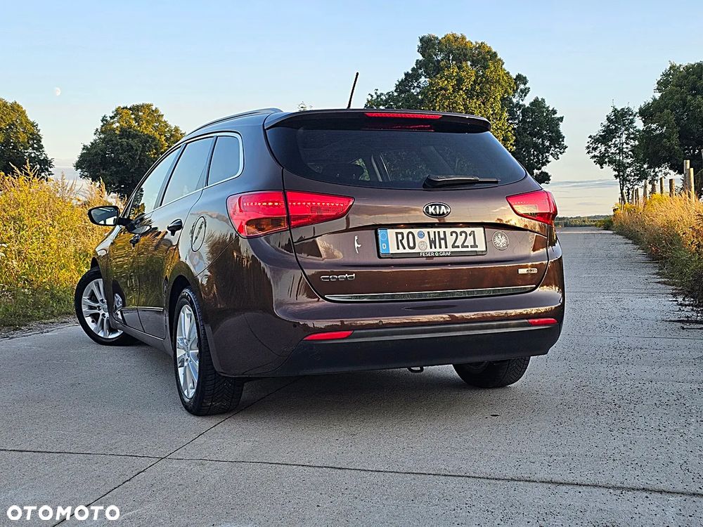 Kia Ceed 1.6 GDI Platinum Edition - 12