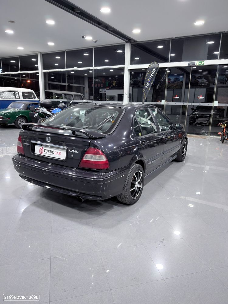 Honda Civic 1.8 VTi - 9