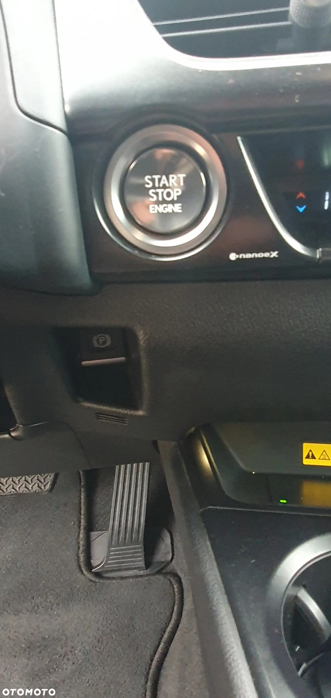 Lexus UX 200 GPF Business 2WD - 15