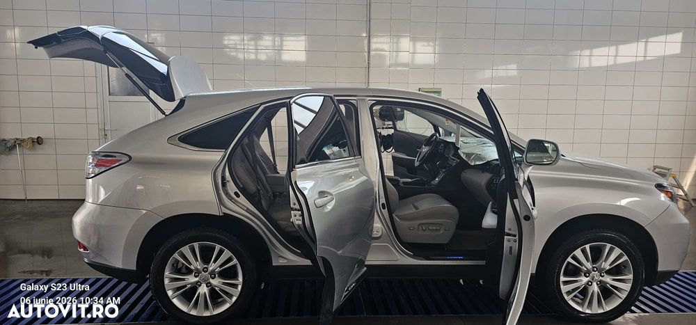 Lexus Seria RX - 25