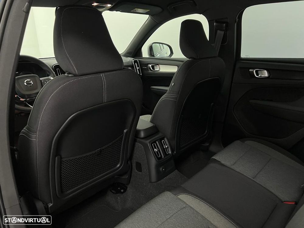 Volvo XC 40 1.5 T4 PHEV Plus Dark - 33