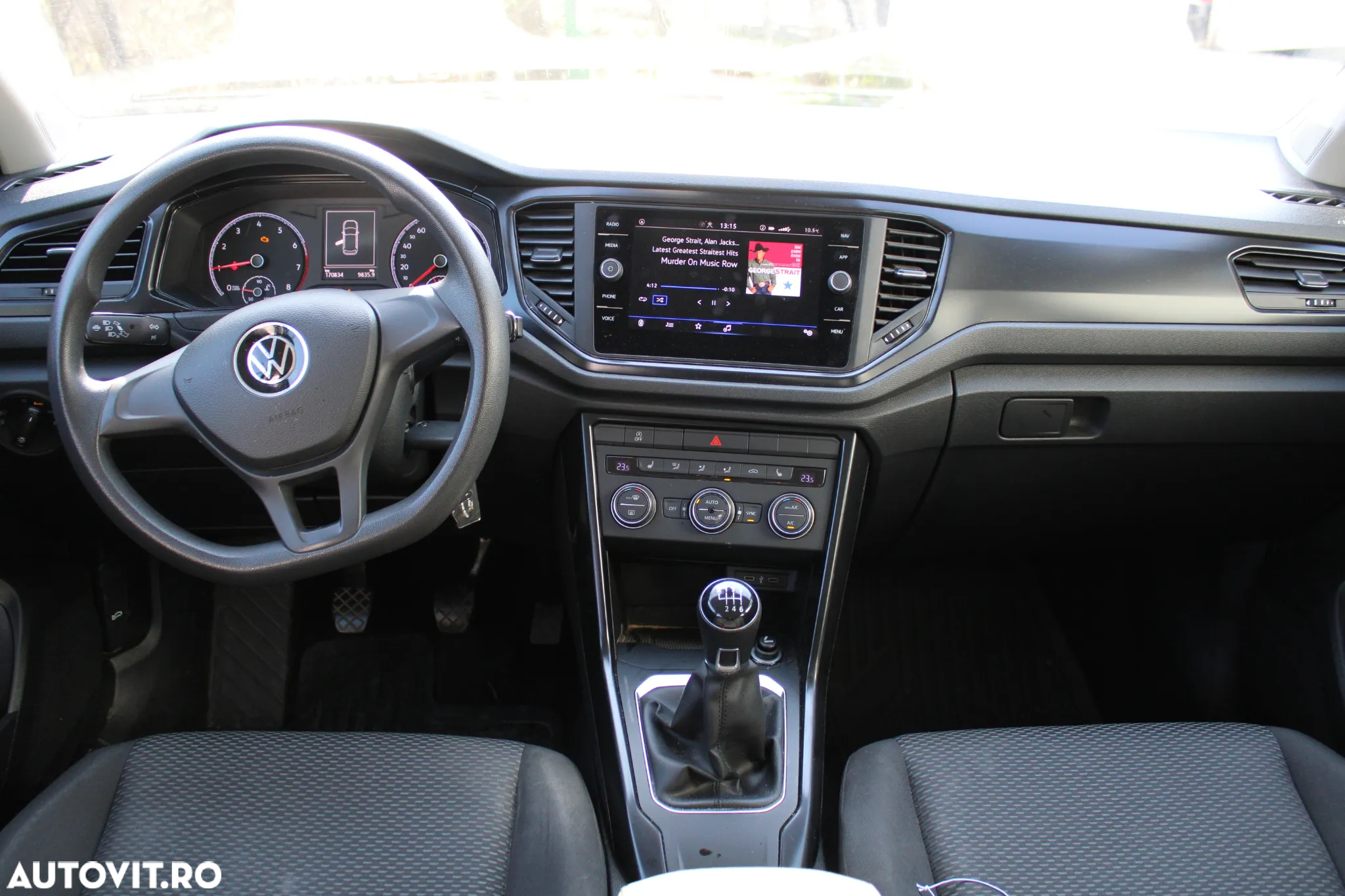 Volkswagen T-ROC 1.0 TSI Base - 9