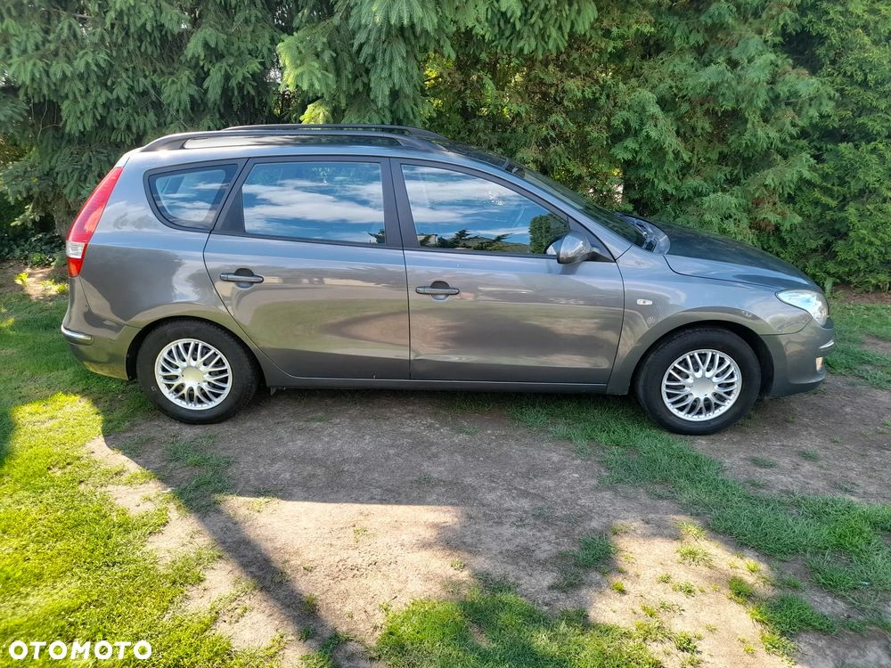 Hyundai i30 1.6 Classic + - 13