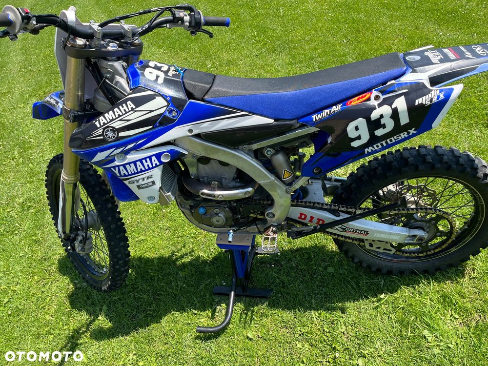 Yamaha YZF - 16