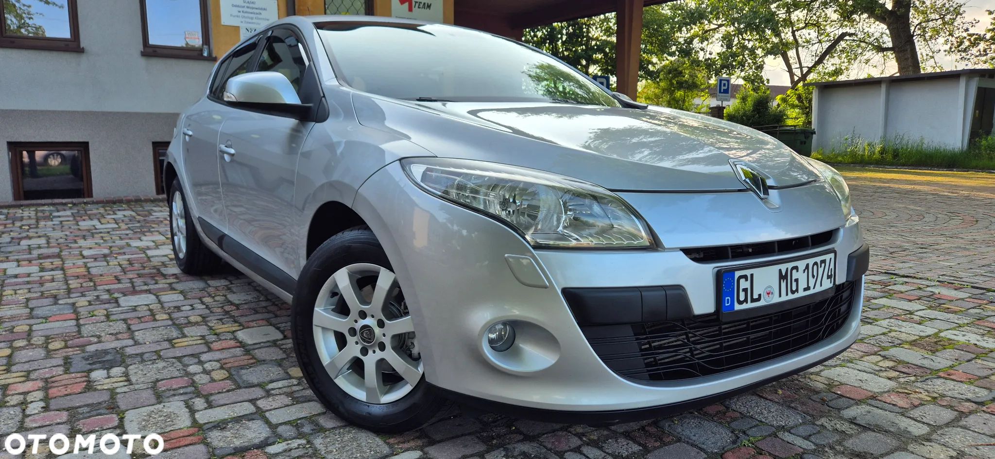 Renault Megane 1.5 dCi Style Edition - 1