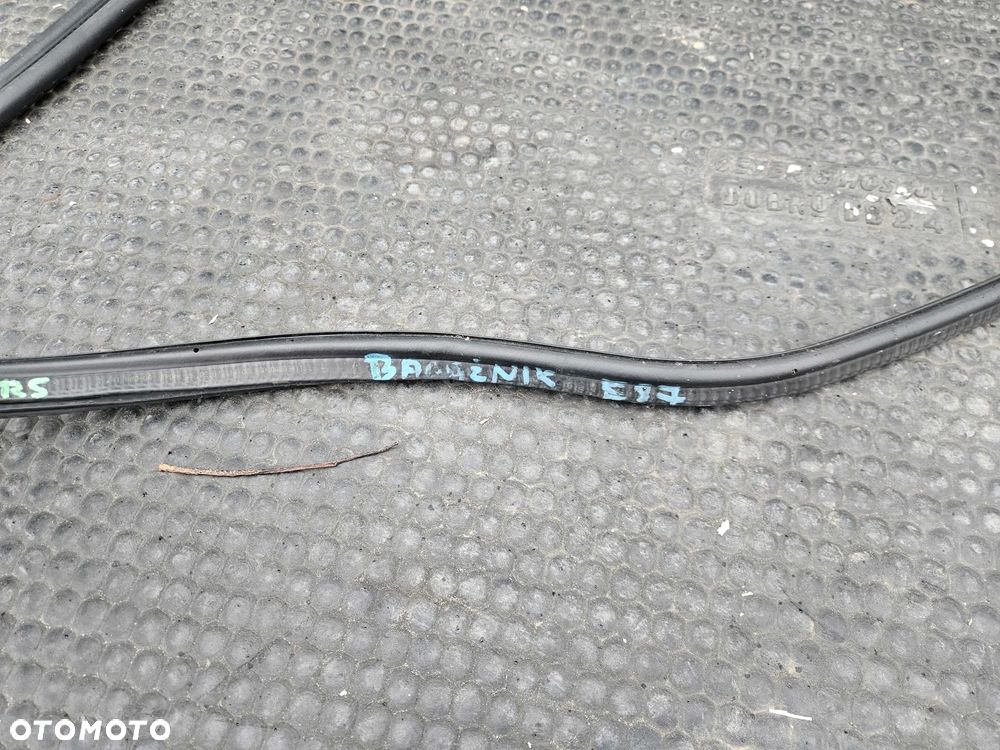 Uszczelka 7141890 Guma Pokrywy Klapy Bagaznika BMW 1 E87 E81 - 6