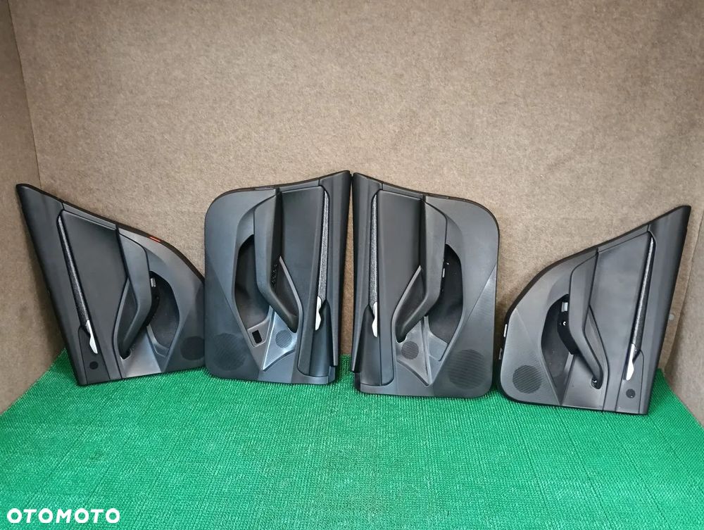 SKODA SUPERB KOM od 2024r Fotele Kanapy - 11