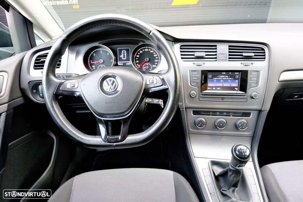 VW Golf 1.6 TDi Trendline - 11