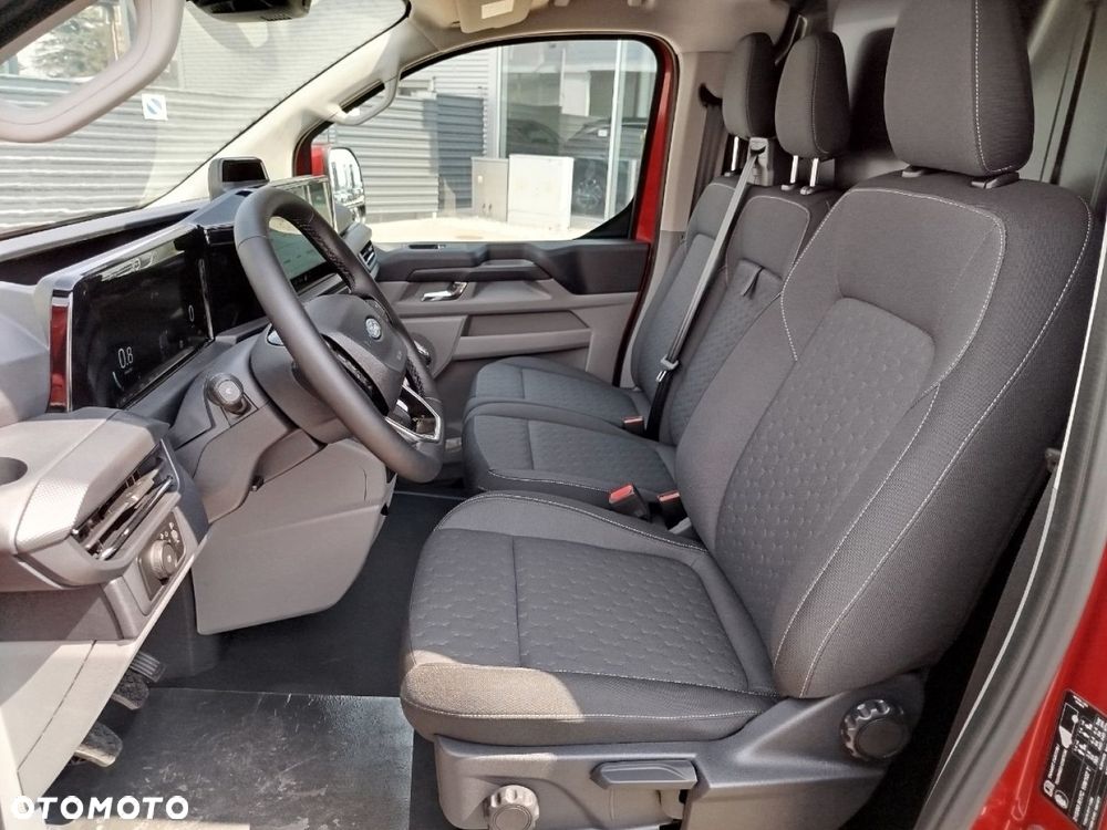 Ford Transit Custom - 11