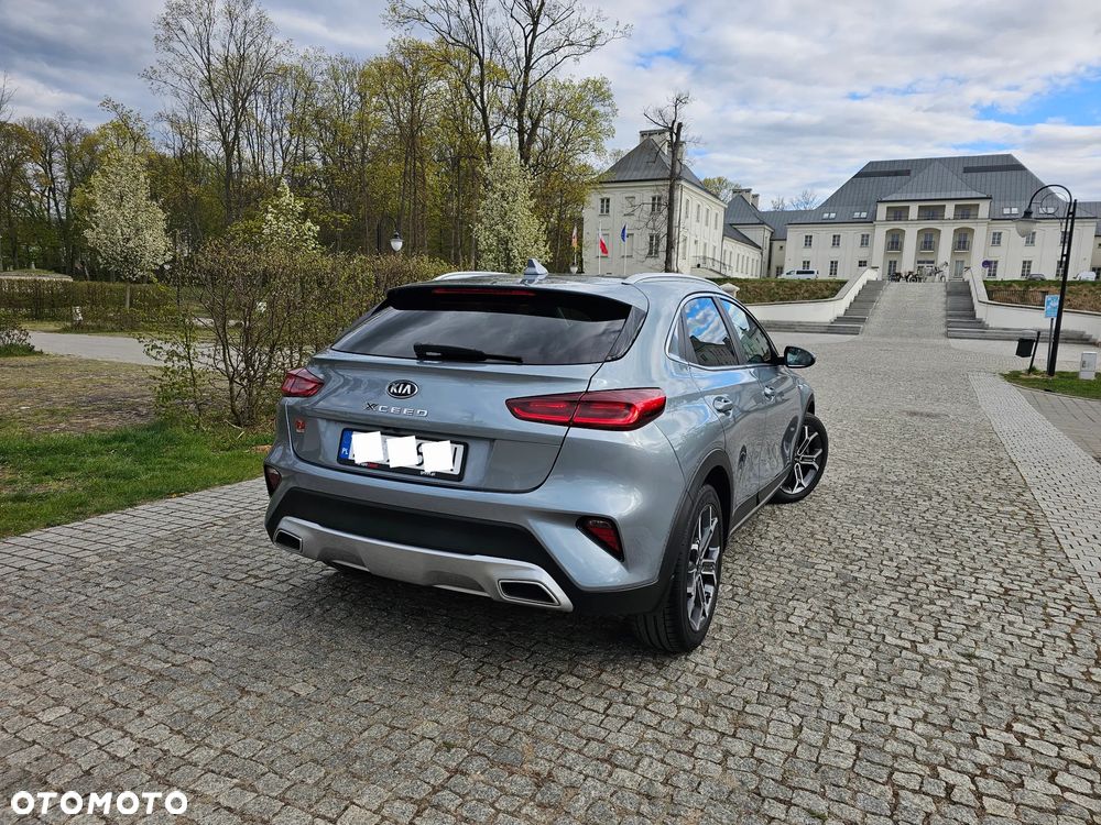 Kia XCeed 1.4 T-GDI L Business Line - 4