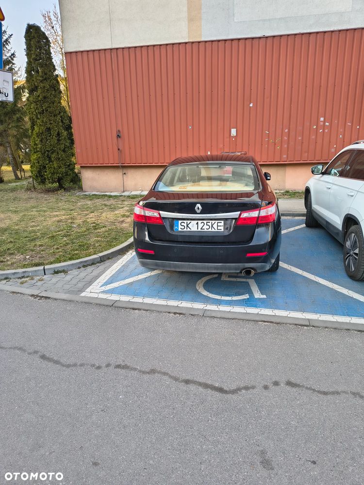 Renault Latitude 2.0 dCi Privilege - 4