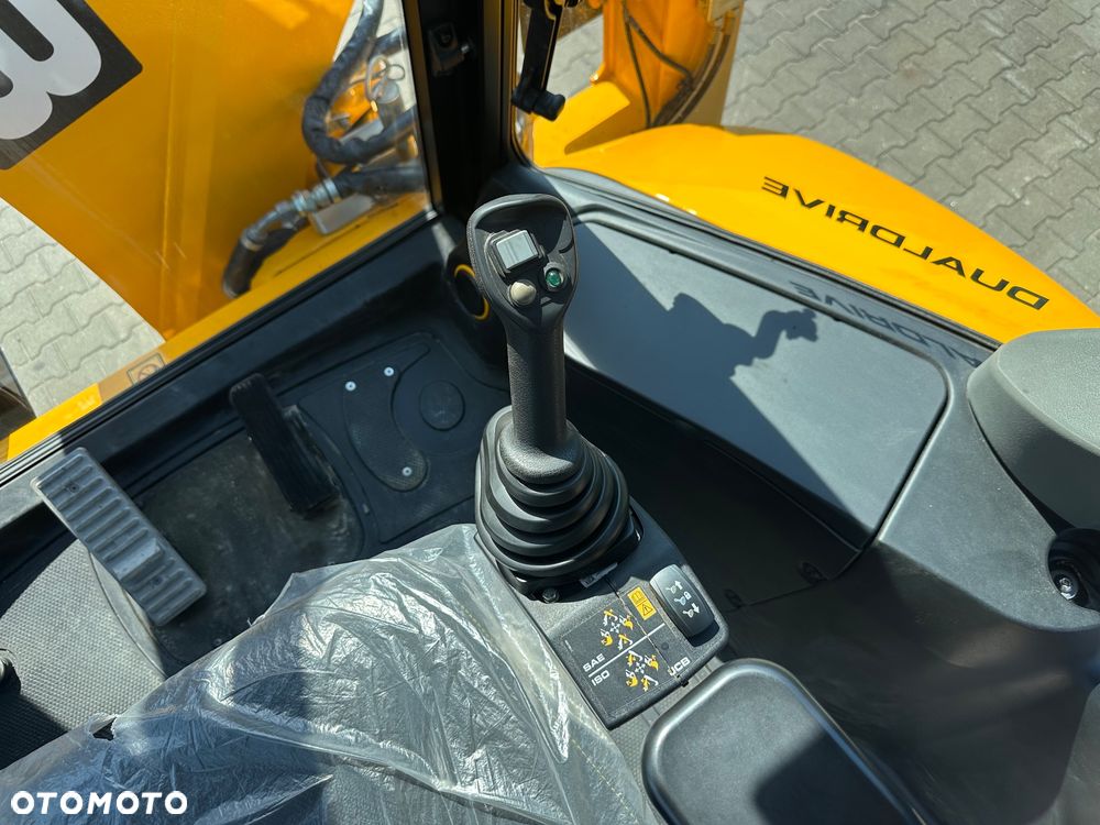 JCB 4CX Advance Easy Control PRO DualDrive - 25