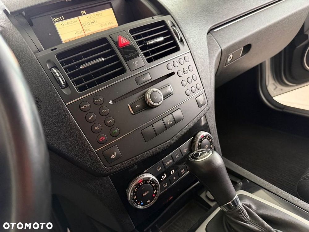 Mercedes-Benz Klasa C 180 Kompressor Automatik Avantgarde - 26